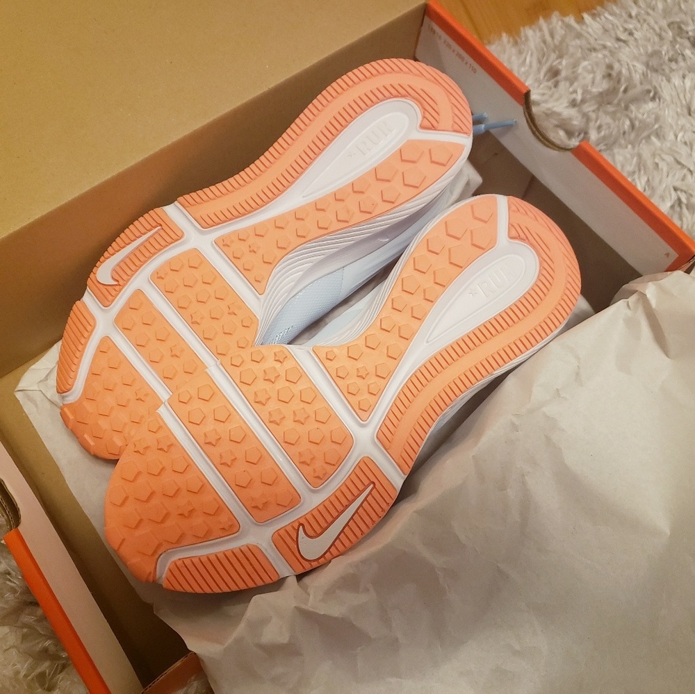 NIKE Star Runner Sneakers NIB - Picture 5 of 7